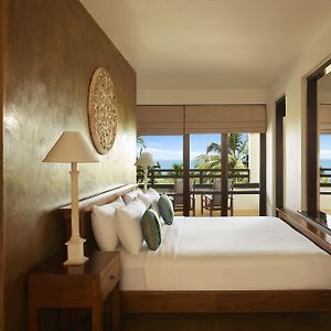 Suite Sea View at Black Coral Centre Point & Lellama restaurants